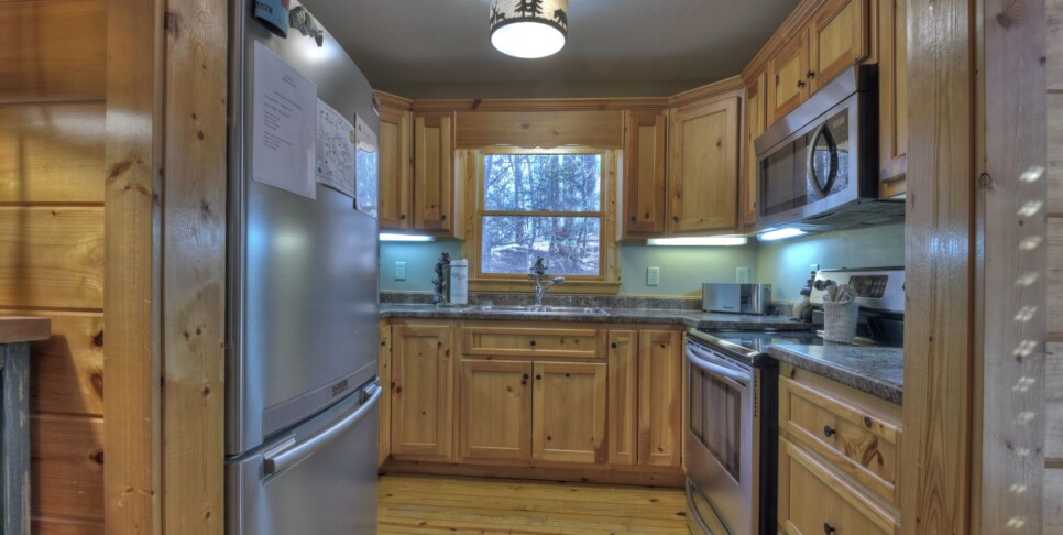 Ellijay - Cabin Rental - Harleys River Retreat - Kitchen