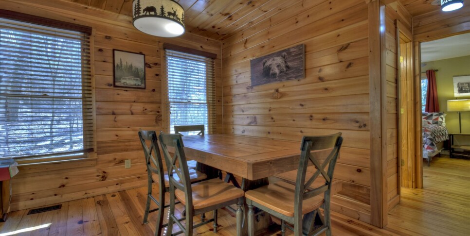 Ellijay - Cabin Rental - Harleys River Retreat - Kitchen
