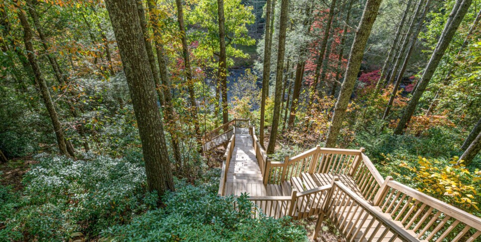 Ellijay Ga Cabin - Peaceful River Hideaway - Exterior