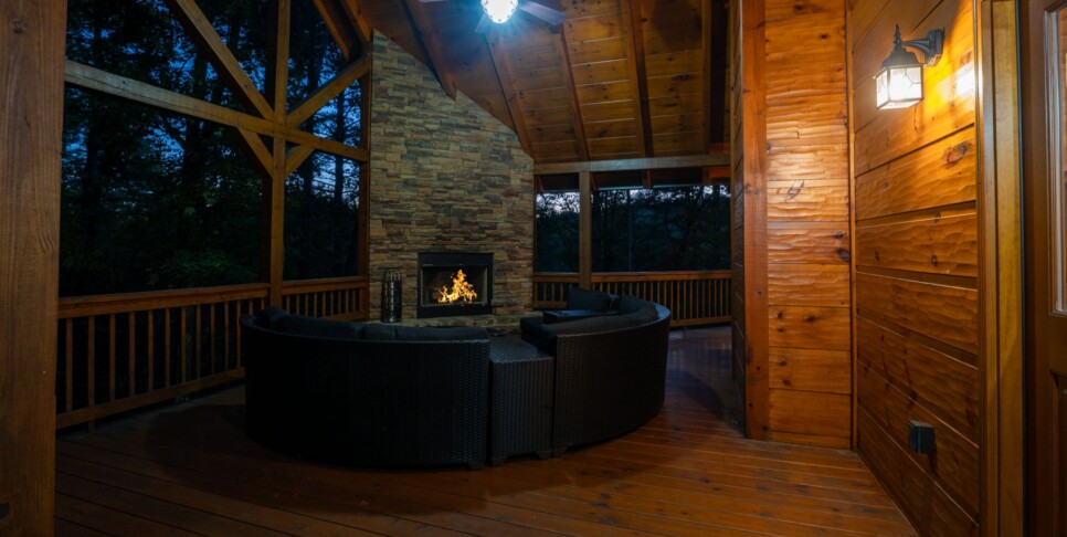 Ellijay Ga Cabin - Peaceful River Hideaway - Exterior