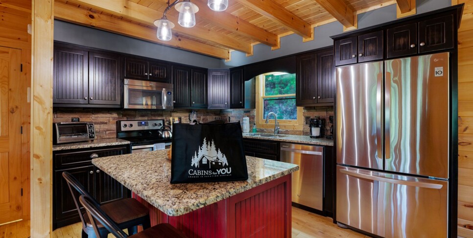 Ellijay Ga Cabin - Peaceful River Hideaway - Kitchen