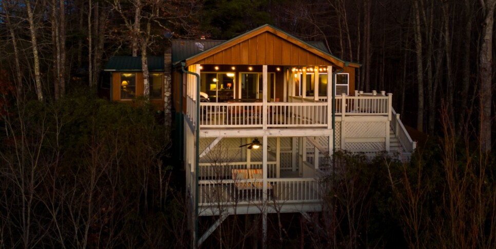 Blue Ridge Cabin - Fireside Bluff - Exterior