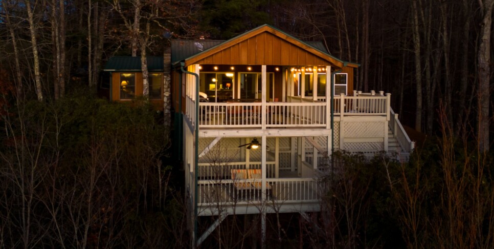 Blue Ridge Cabin - Fireside Bluff - Exterior
