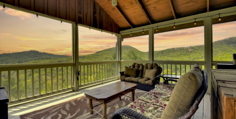 Blue Ridge - Fireside Bluff - Exterior