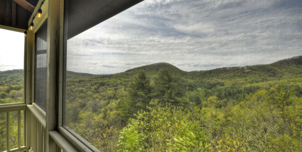 Blue Ridge - Fireside Bluff - Exterior