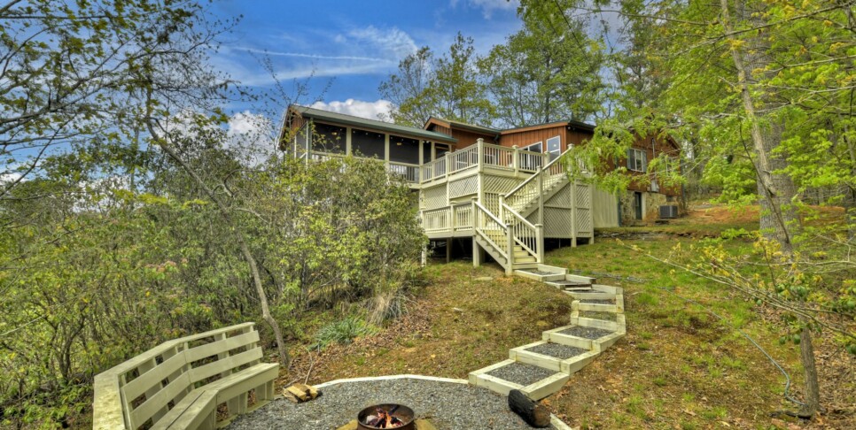 Blue Ridge - Fireside Bluff - Exterior