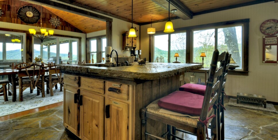 Blue Ridge - Fireside Bluff - Kitchen