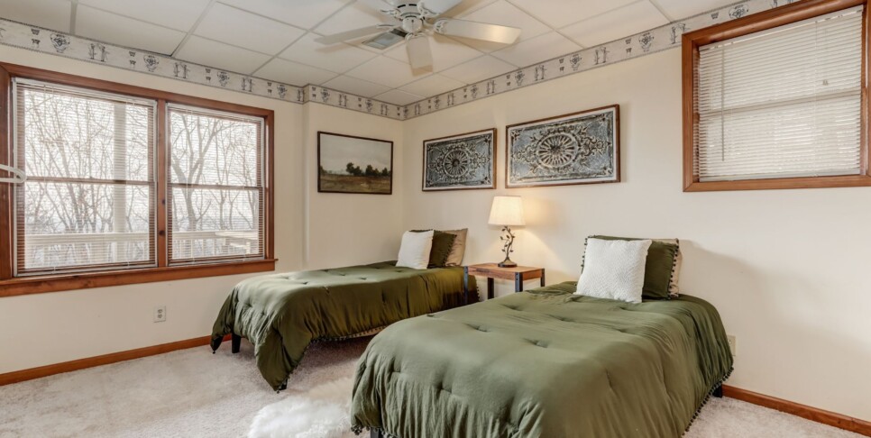 Jasper Cabin Rental - Starcross Summit- Bedroom