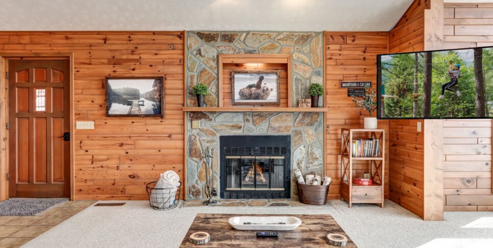 Jasper Cabin Rental - Starcross Summit- Living Room