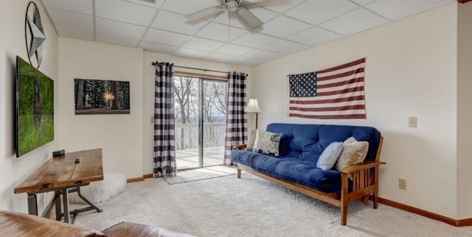 Jasper Cabin Rental - Starcross Summit- Rec Room