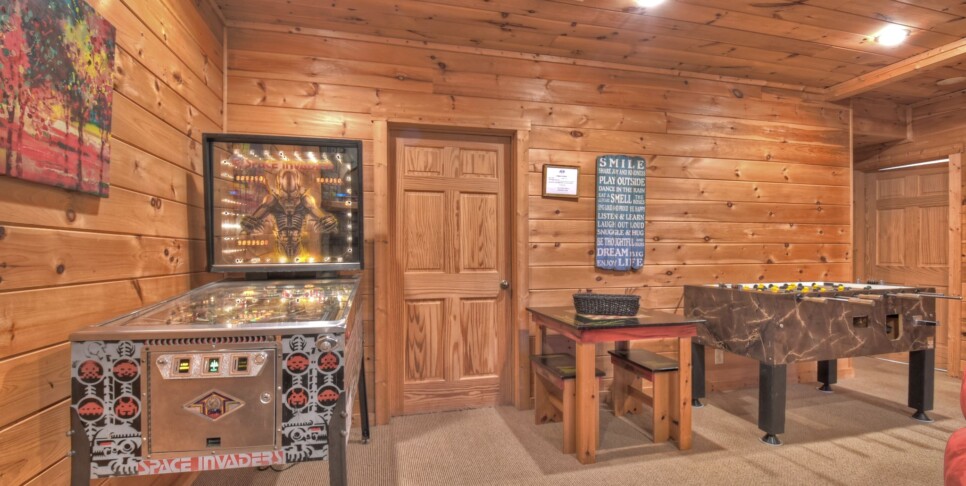 Blue Ridge - Blue Ridge Bliss - Rec Room