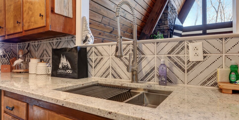 Bent Tree - Cozy Days Hideaway - Kitchen