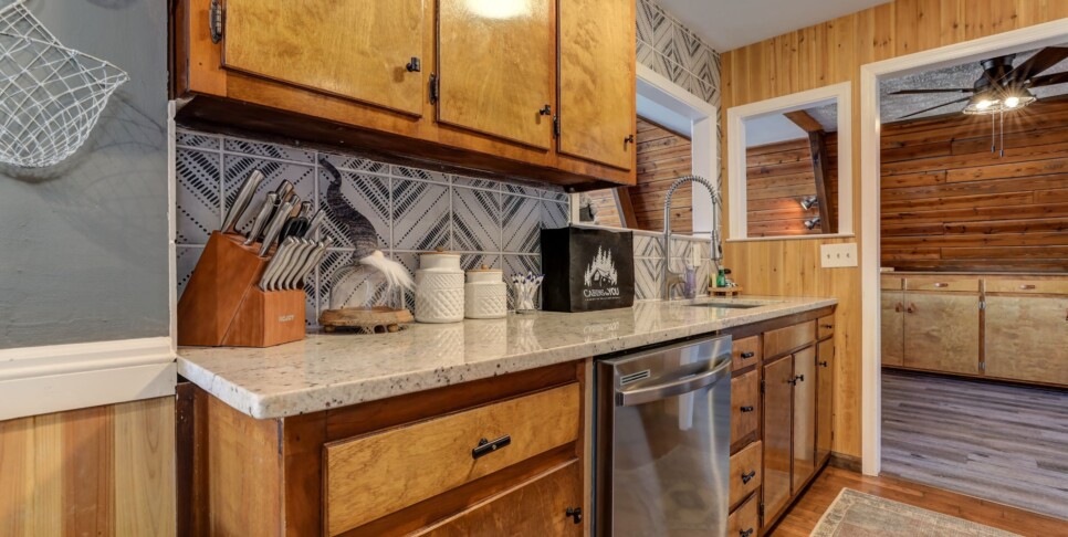 Bent Tree - Cozy Days Hideaway - Kitchen