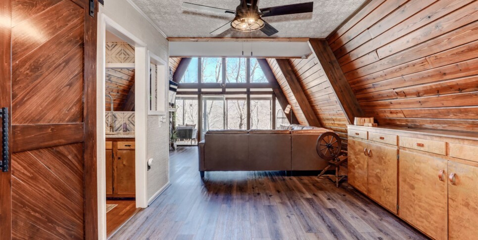 Bent Tree - Cozy Days Hideaway - Living