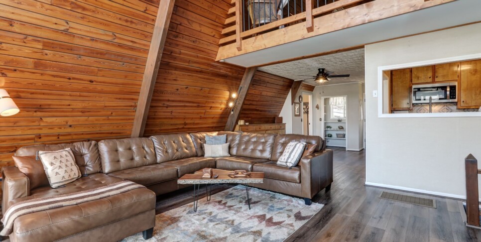 Bent Tree - Cozy Days Hideaway - Living