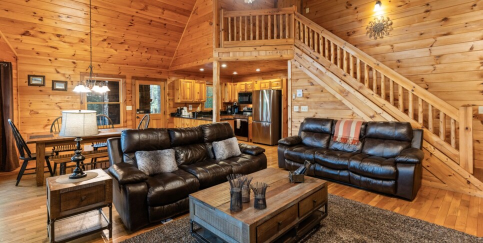 Blue Ridge - Sunset Pointe - Living Room