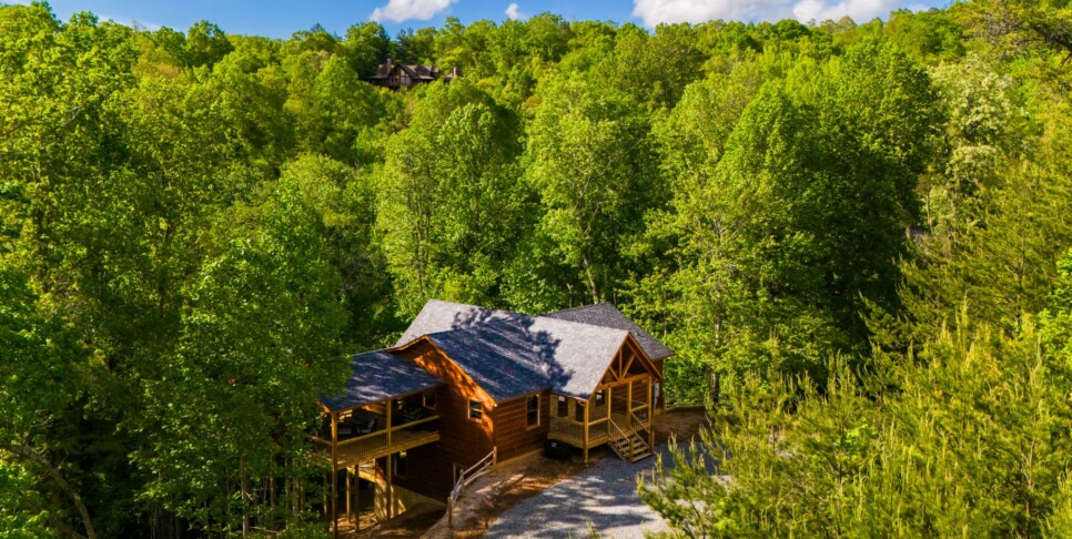 Blue Ridge - Whiskey & Woods - Exterior