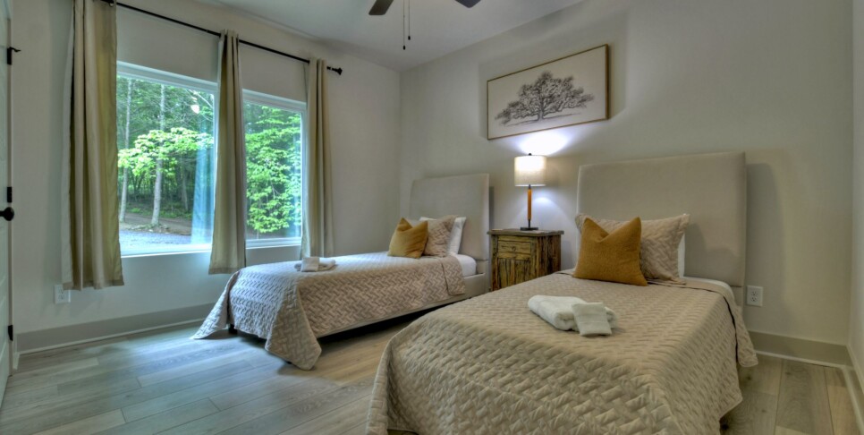 Blue Ridge - Casa Moderne - Bedroom