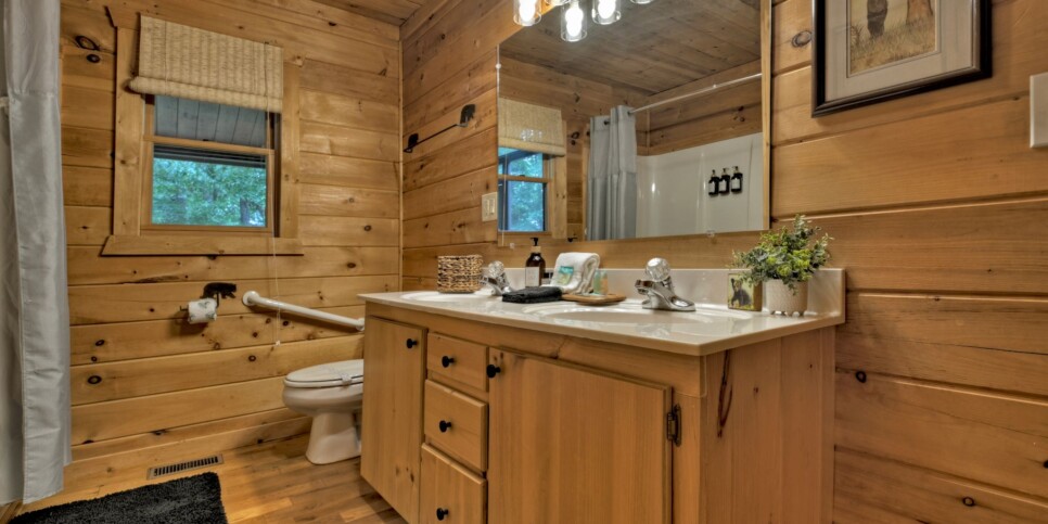 Blue Ridge - Summit Escape - Bathroom