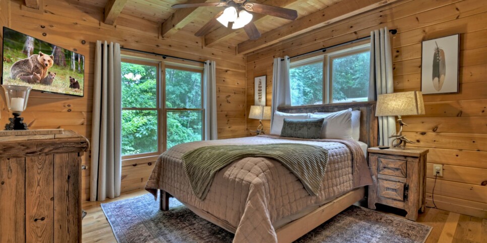 Blue Ridge - Summit Escape - Bedroom