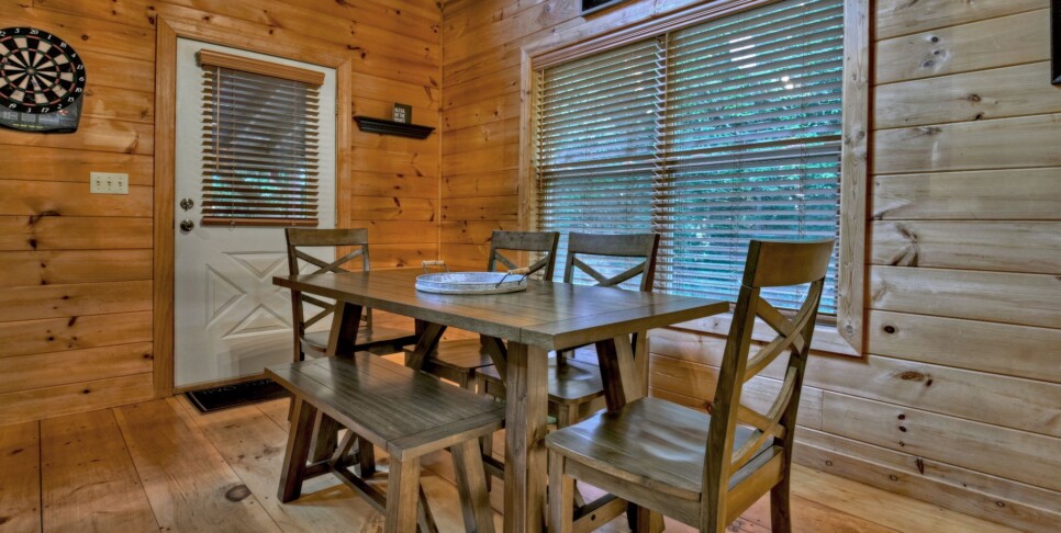 Cherry Log - Cherry Creek Retreat - Kitchen