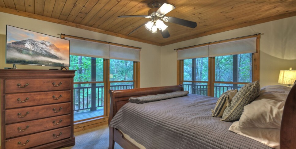 Ellijay - Streams and Daydreams - Bedroom