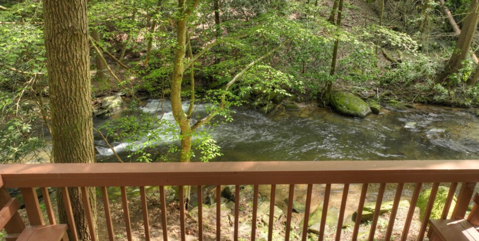 Ellijay - Streams and Daydreams - Exterior