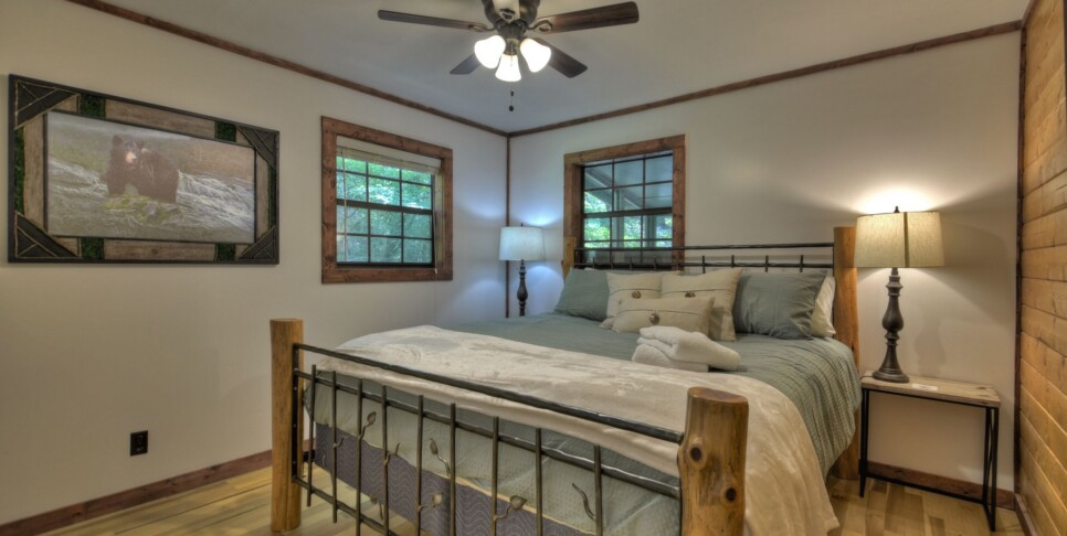 Blue Ridge - Aska River House - Bedroom