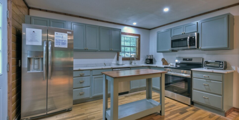 Blue Ridge - Aska River House - Kitchen