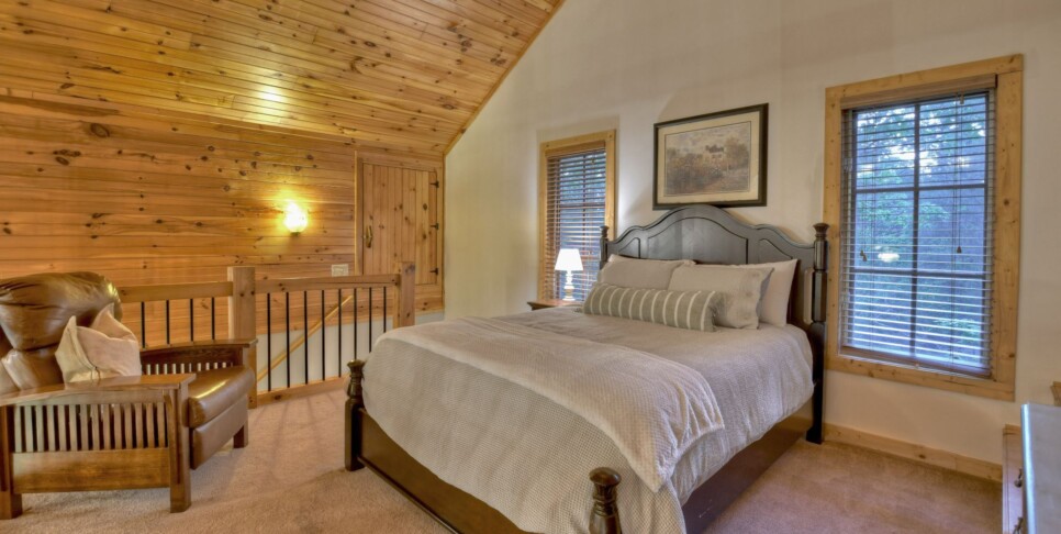 Blue Ridge - Snowbird Sanctuary - Bedroom