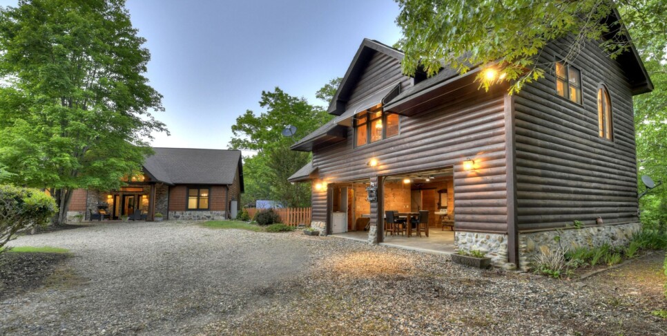 Blue Ridge - Snowbird Sanctuary - Exterior