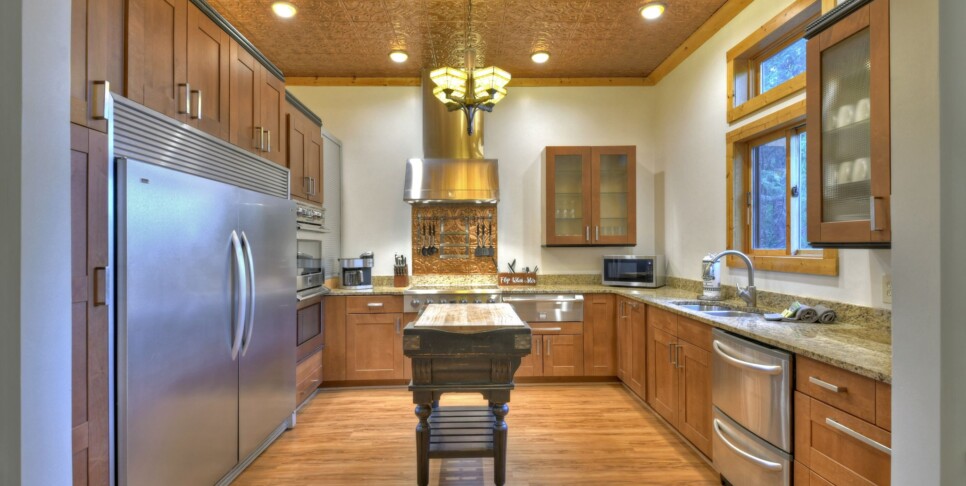 Blue Ridge - Snowbird Sanctuary - Kitchen