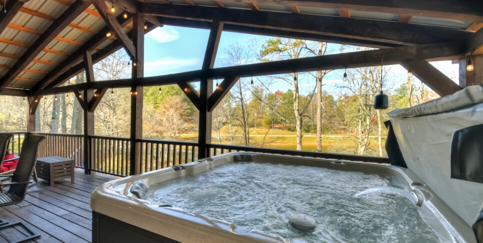 Blairsville Cabin - Moon Tower Cabin - Exterior