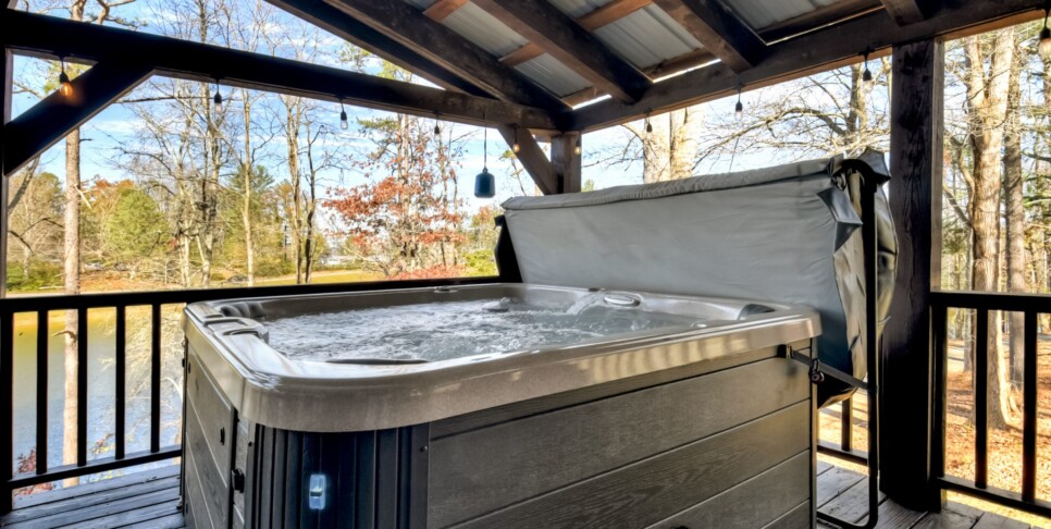 Blairsville Cabin - Moon Tower Cabin - Exterior