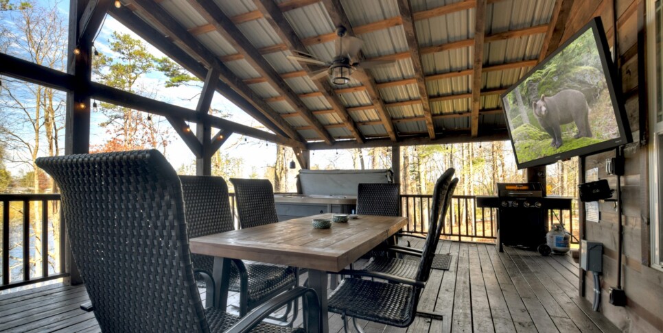 Blairsville Cabin - Moon Tower Cabin - Exterior