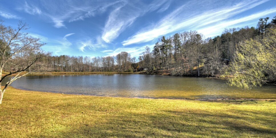 Blairsville Cabin - Moon Tower Cabin - Exterior