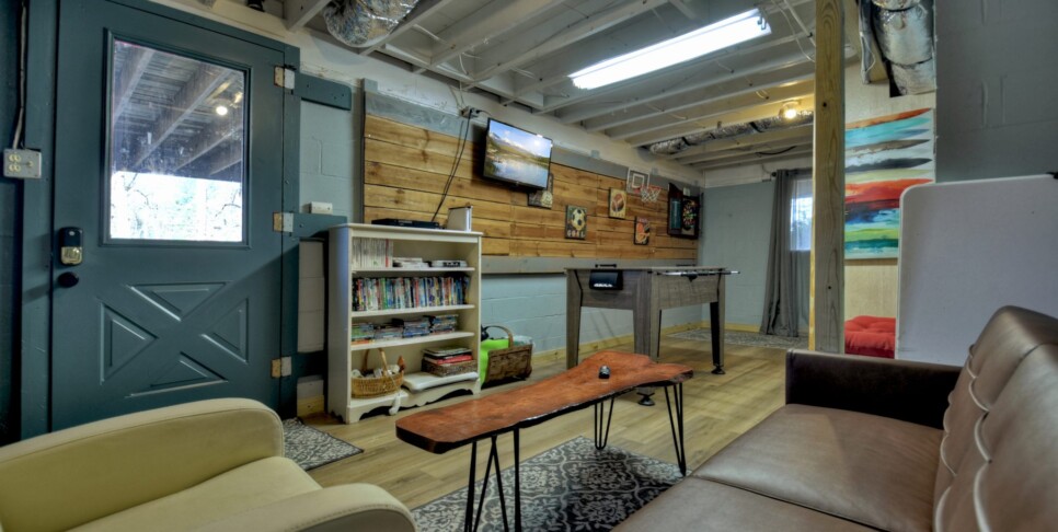 Blairsville Cabin - Moon Tower Cabin - Rec Room