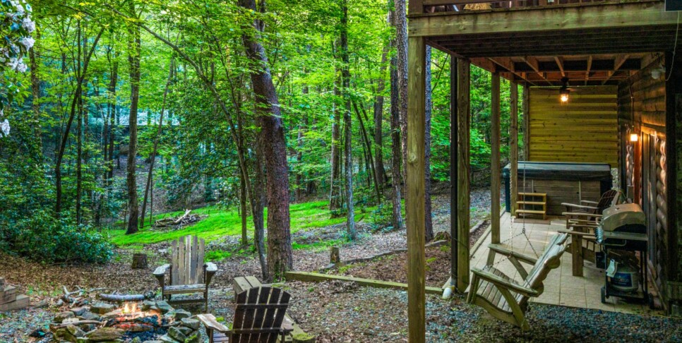 Blue Ridge - Mountain Time - Exterior