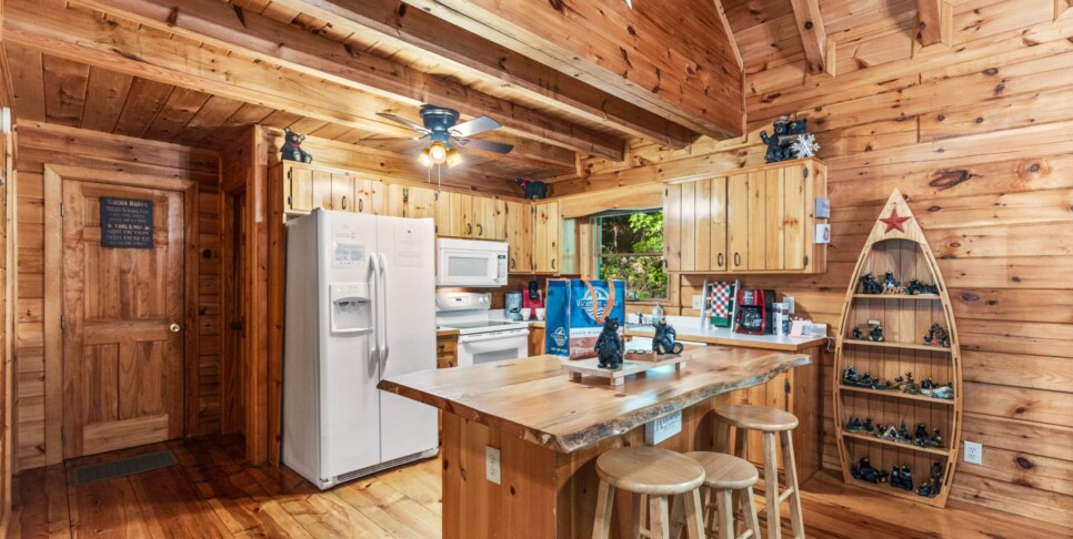 Blue Ridge - Mountain Time - Kitchen