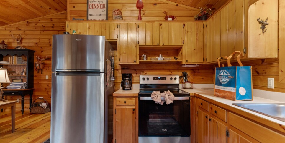 Ellijay Cabin - Deer Crossing - Kitchen