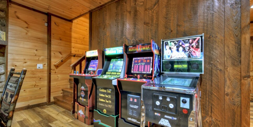 Cherry Log Cabin - The Lost Shepherd - Living Room