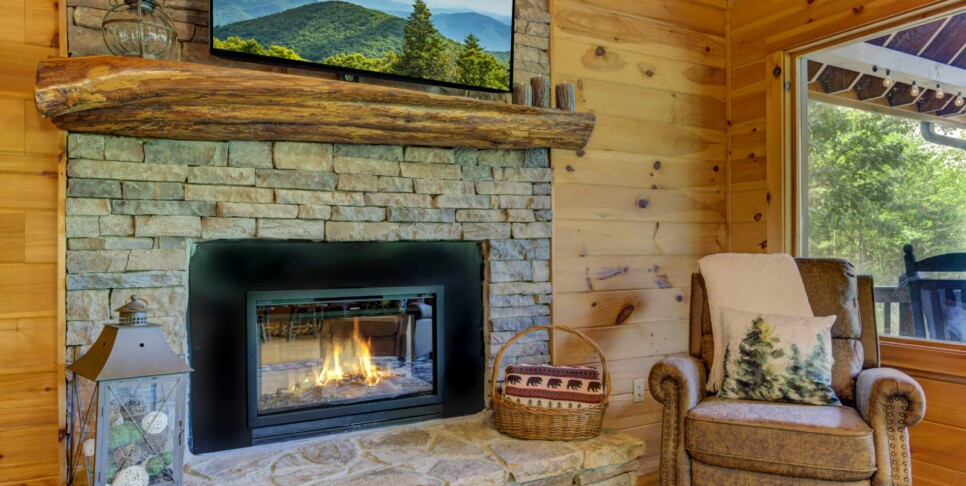 Blue Ridge - Family Time Cabin - Living Room