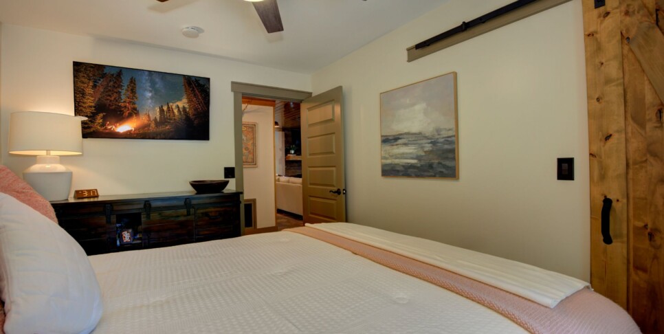 Blue Ridge Cabin - River Cottage of Blue Ridge - Bedroom