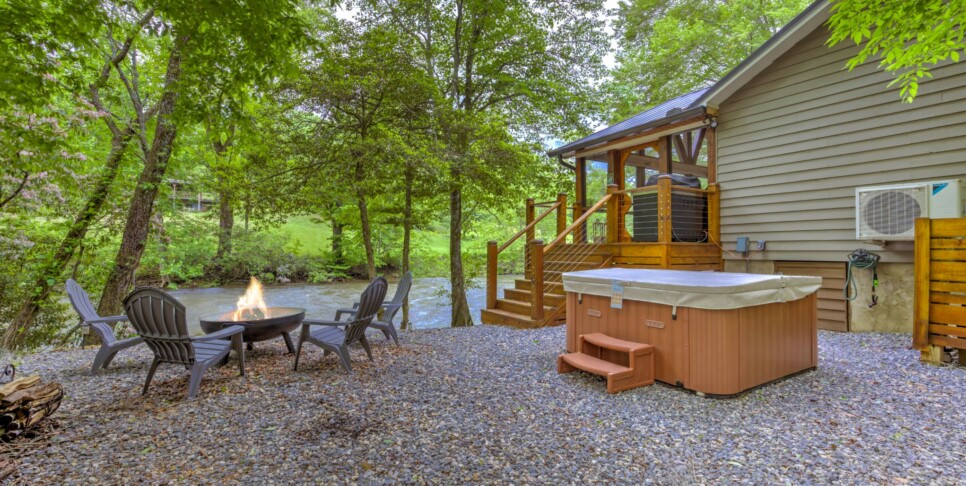 Blue Ridge Cabin - River Cottage of Blue Ridge - Exterior