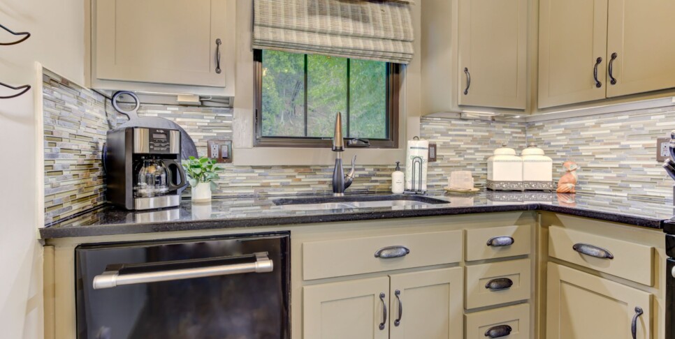 Blue Ridge Cabin - River Cottage of Blue Ridge - Kitchen