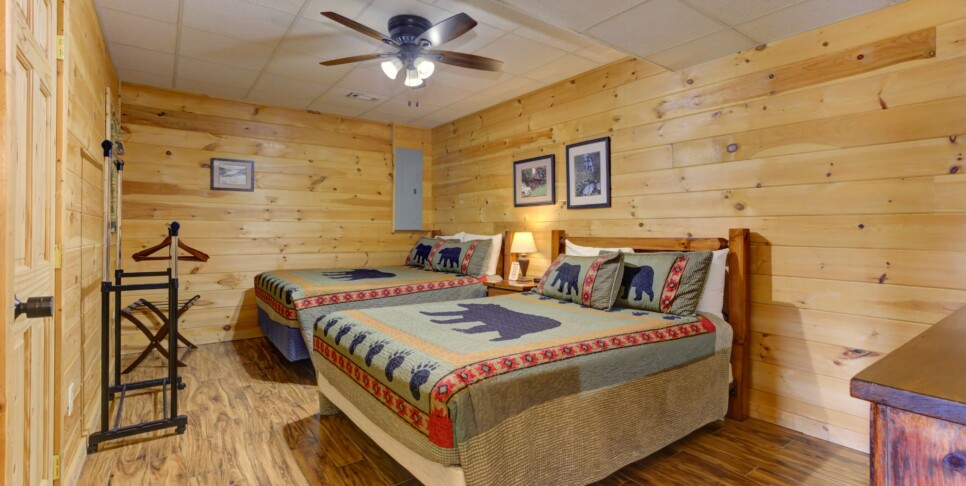 Blue Ridge Cabin - Sunrise Splendor - Bedroom