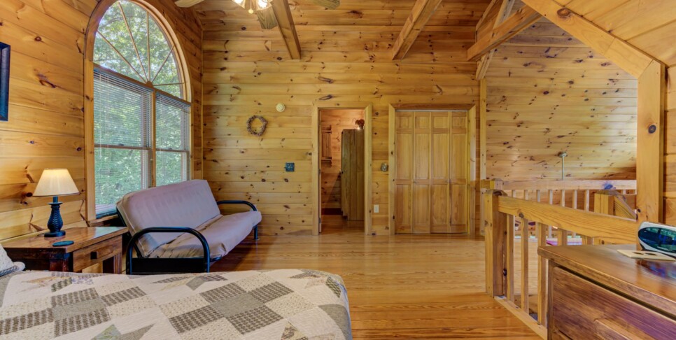Blue Ridge Cabin - Sunrise Splendor - Bedroom