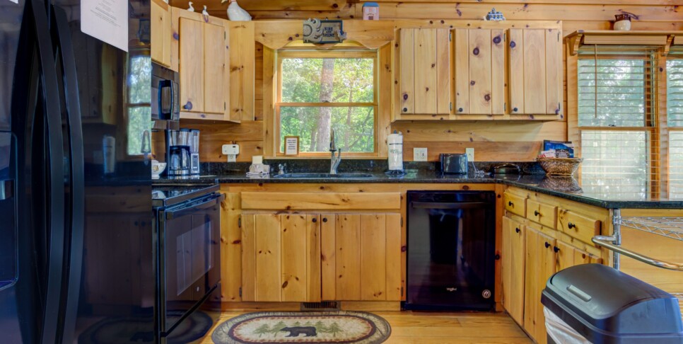Blue Ridge Cabin - Sunrise Splendor - Kitchen