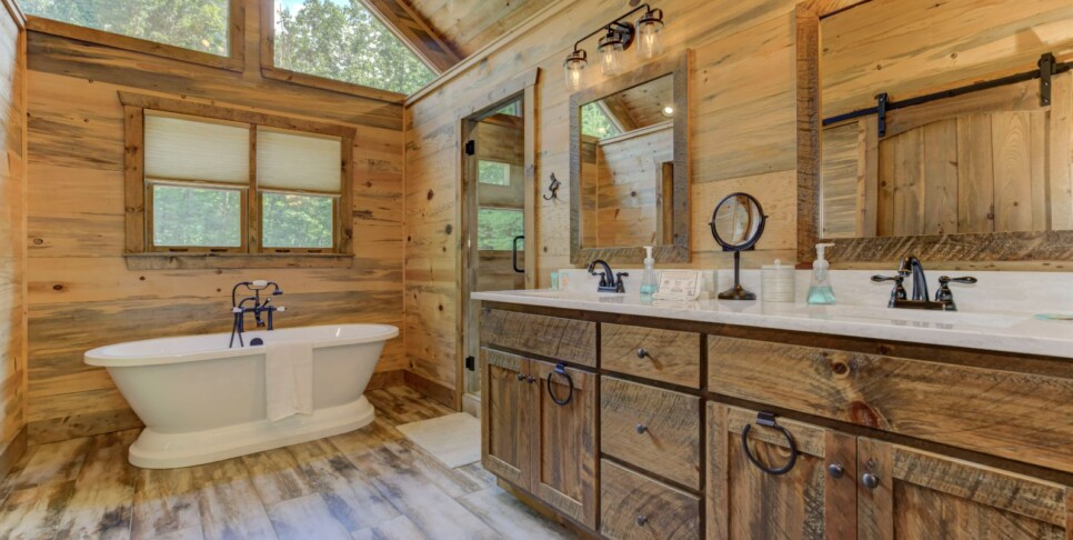 Blue Ridge - Little Creek Cabin - Bathroom