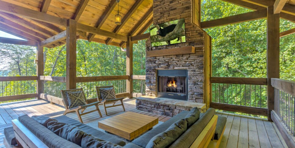 Blue Ridge - Little Creek Cabin - Exterior